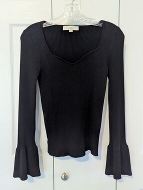 NWOT Loft Sweetheart Neck Sweater with Bell Sleeves Size Medium Black